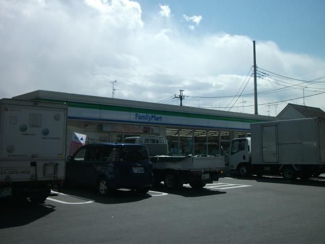 コンビニ　ファミリーマート和光白子三丁目店（コンビニ）まで461m