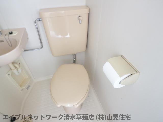 トイレ　清潔感のあるトイレです