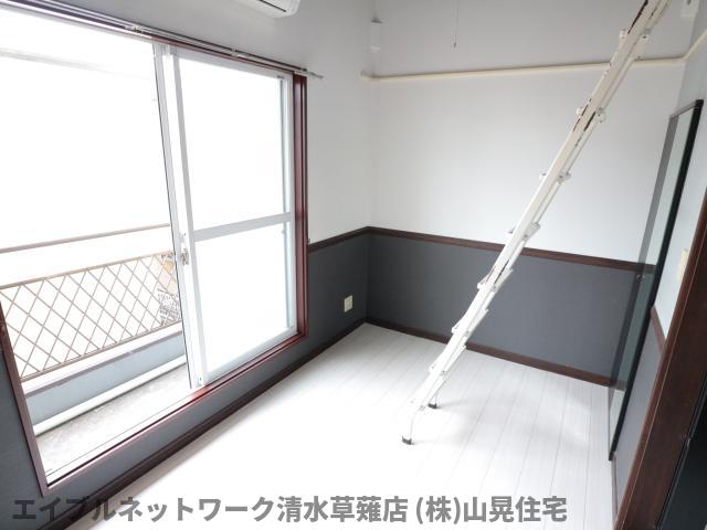 居室・リビング　居間です