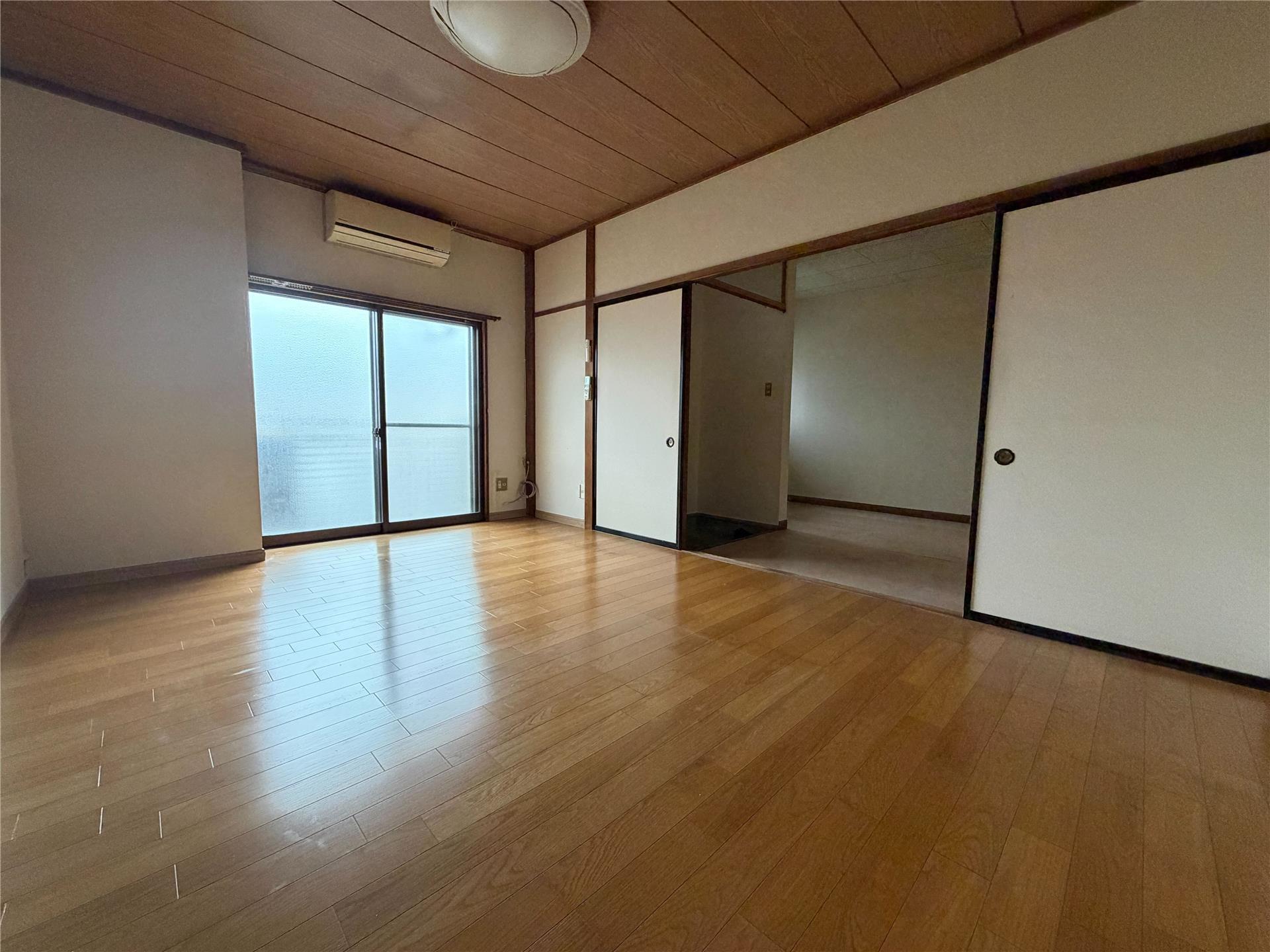 居室・リビング　居室8.7帖