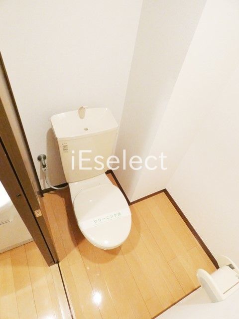 トイレ　ウォシュレットを付けられるトイレです