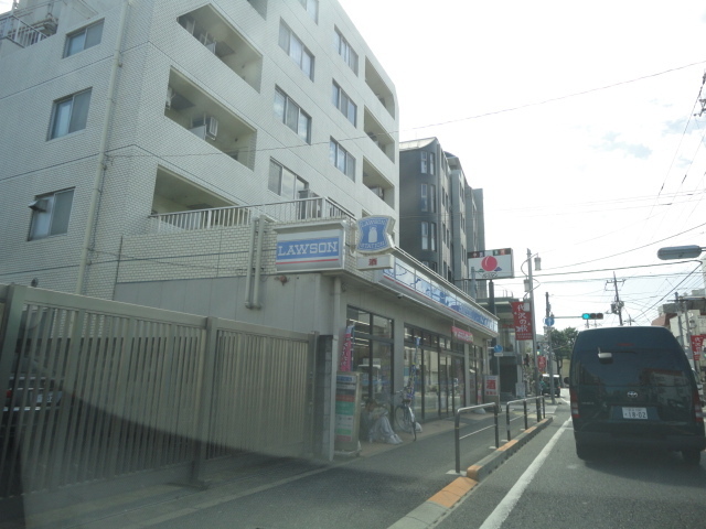 コンビニ　ローソン（コンビニ）まで200m