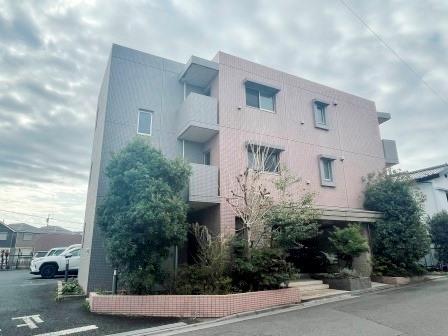 建物外観　おしゃれな外観です