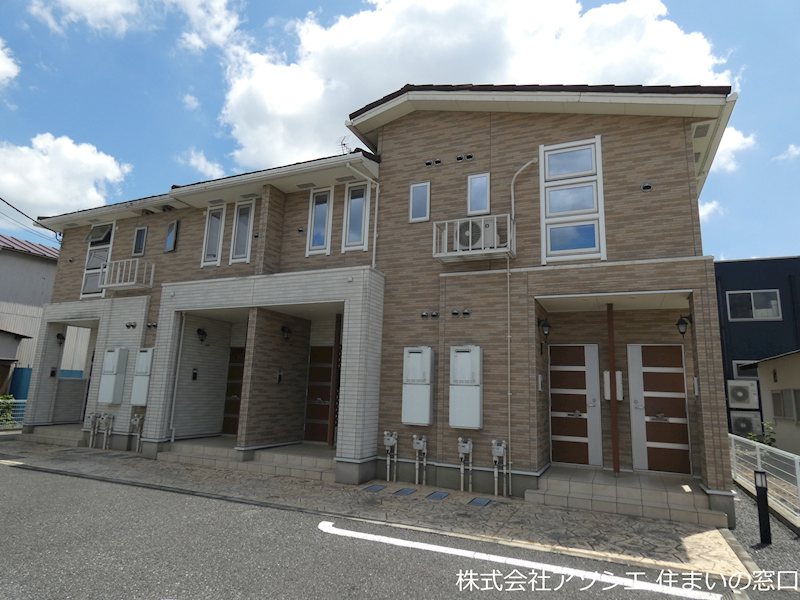 建物外観　カルムメゾンのご紹介は住まいの窓口アソシエにお任せ下さい。