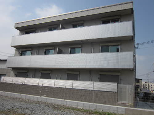 建物外観　シンプルでキレイな外観