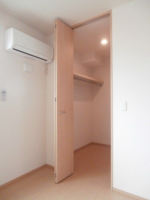 収納　★ウォークインクローゼット★