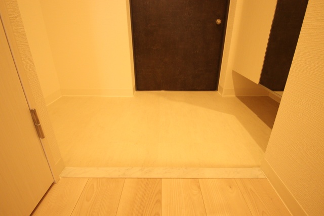 玄関　※他のお部屋の参考写真です※