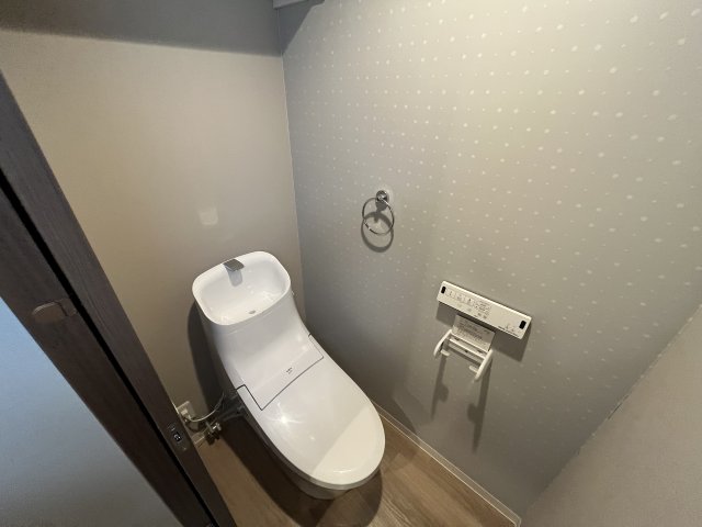 トイレ　温水洗浄便座付きでおすすめ！