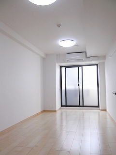 居室・リビング　ウエストサイド中山道　板橋区板橋1