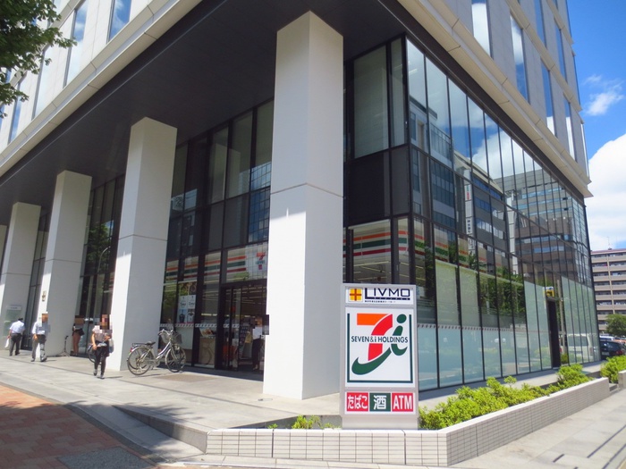 コンビニ　セブンイレブン新横浜２丁目店（コンビニ）まで96m