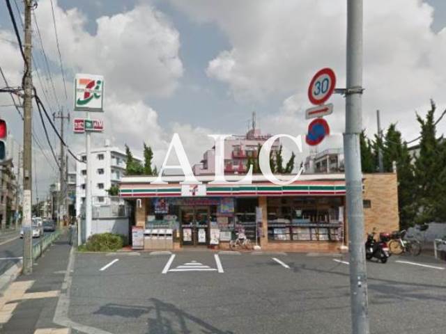 コンビニ　セブンイレブン世田谷宮坂3丁目店（コンビニ）まで226m