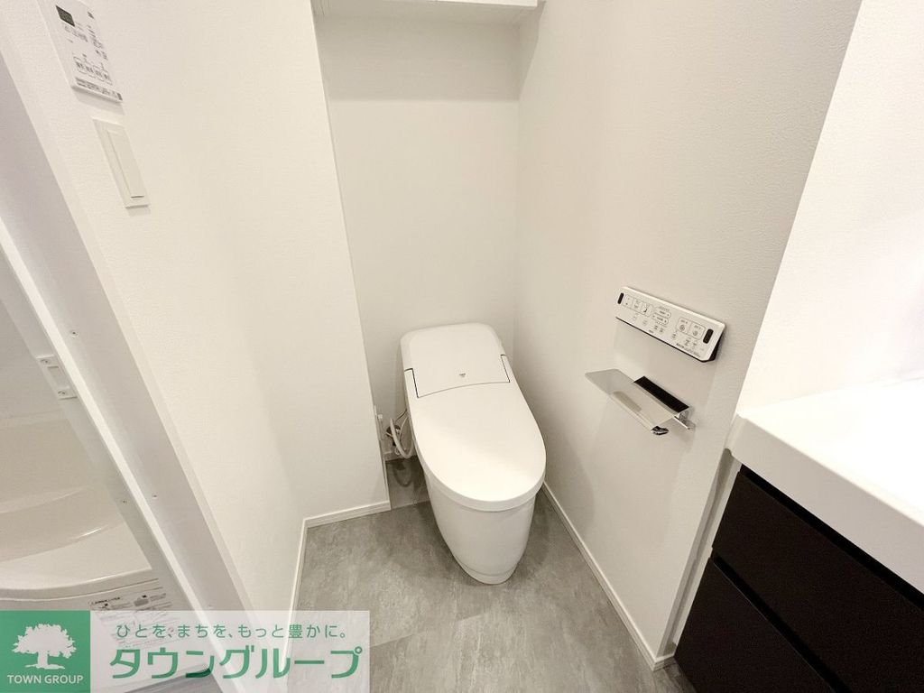 洗面設備　※写真は同タイプ住戸です。