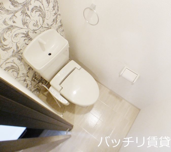 トイレ　＊別部屋の為イメージ、現状を優先致します