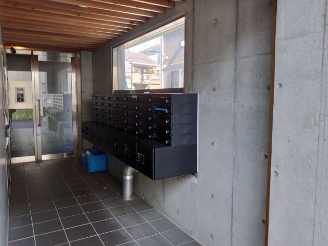 エントランス　毎日通るエントランスはこのようになっています
