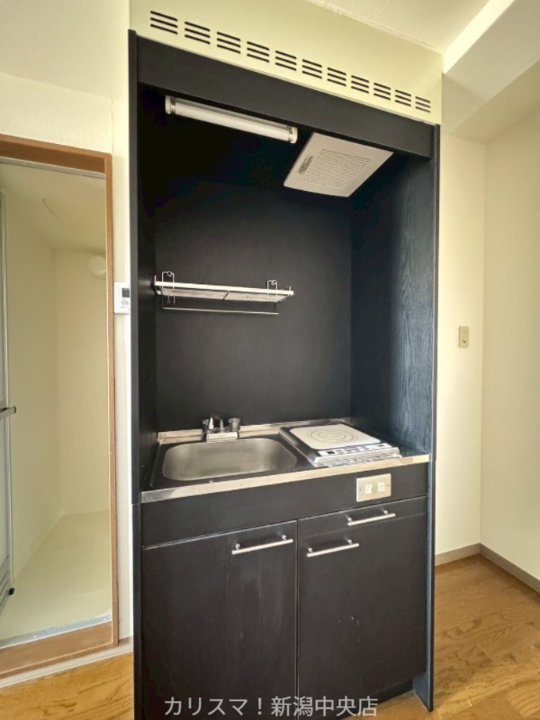 キッチン　※別部屋参考写真