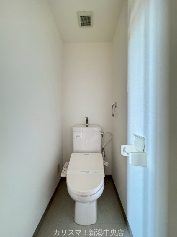トイレ　※別部屋参考写真