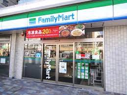 コンビニ　ファミリーマート 東品川四丁目店（コンビニ）まで513m