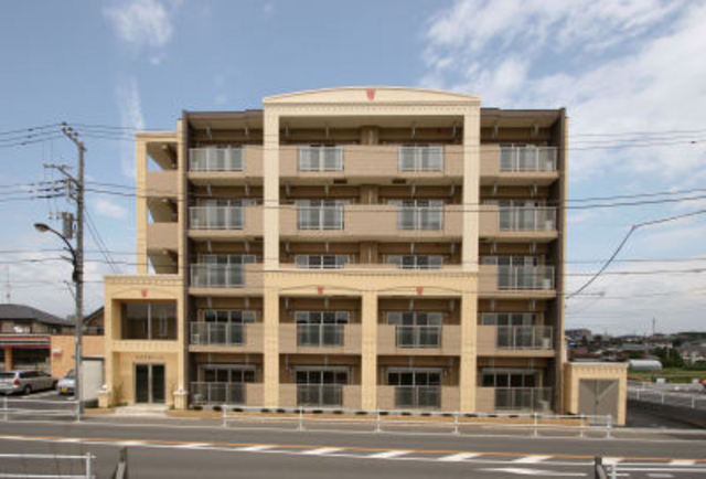 建物外観　タイル張りのオシャレな外観！
