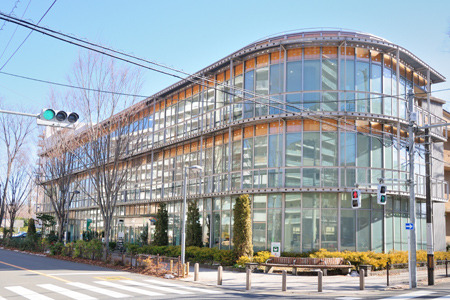 図書館　日野市立多摩平図書館（図書館）まで1200m