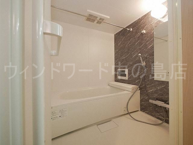 バス・シャワールーム　詳細は、ウィンドワード中の島店までご相談下さい。