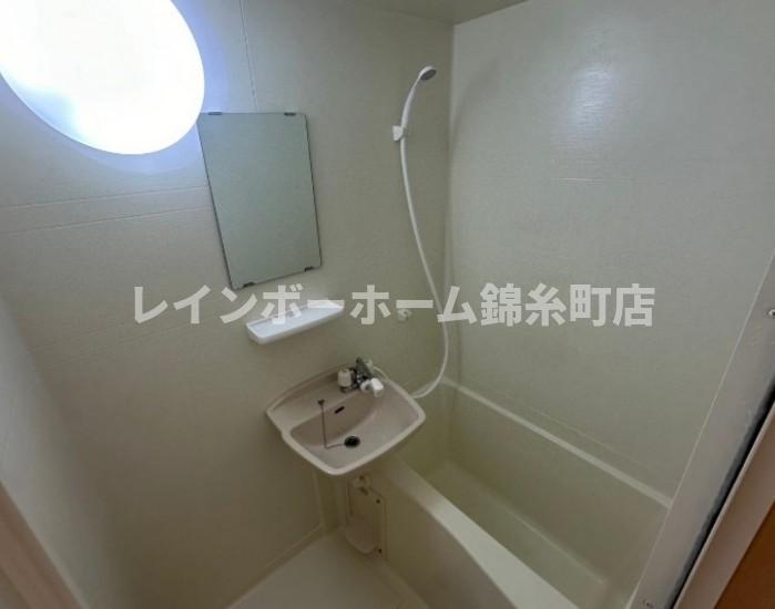 バス・シャワールーム　※別部屋参照写真となります。
