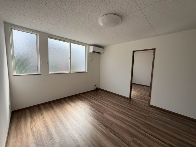 愛の世代の前にの居間写真