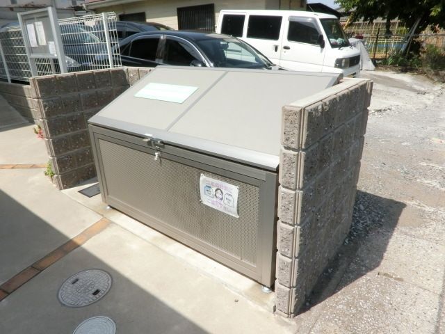 その他　専用ゴミ置場