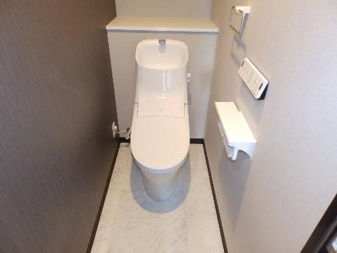 トイレ　シャワー付トイレ