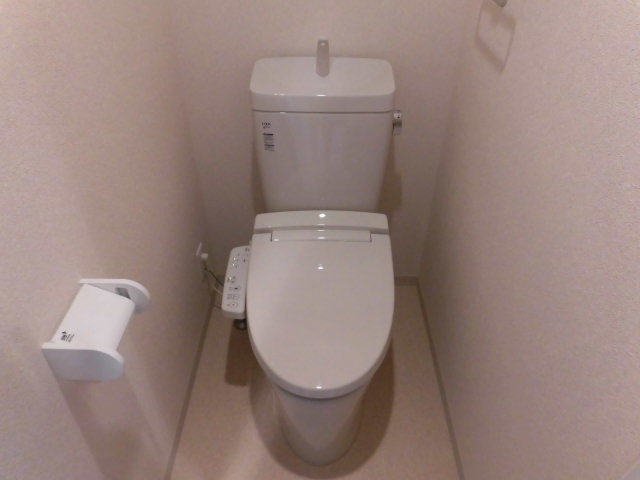 トイレ　清潔感のあるきれいなトイレです