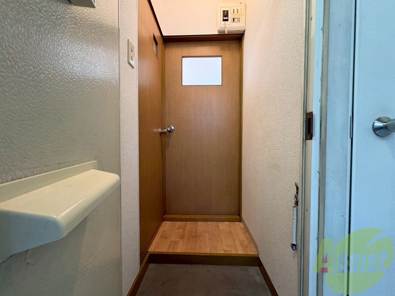 玄関　玄関の様子です。明るい印象ですね。気分もあがりそう。