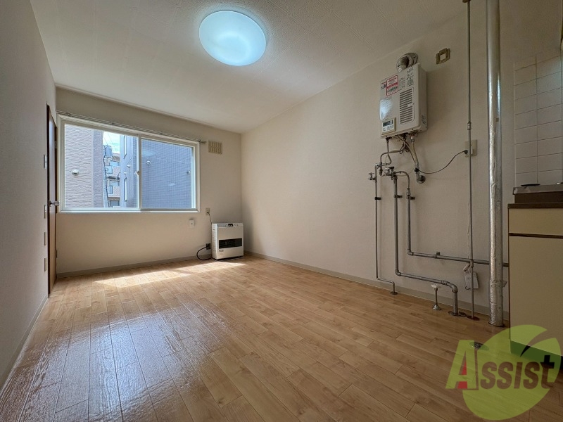 居室・リビング　広くてキレイなお部屋が広がっていて、充実した生活が送れそう。