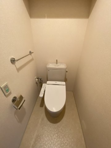 トイレ　＊別部屋参照