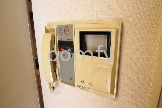 セキュリティ　安心のモニター付きインターホン