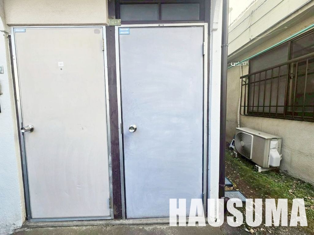 玄関　エントランス