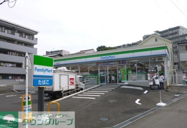 コンビニ　ファミリーマート藤沢藤が岡店（コンビニ）まで151m