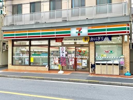 コンビニ　セブンイレブン（コンビニ）まで310m