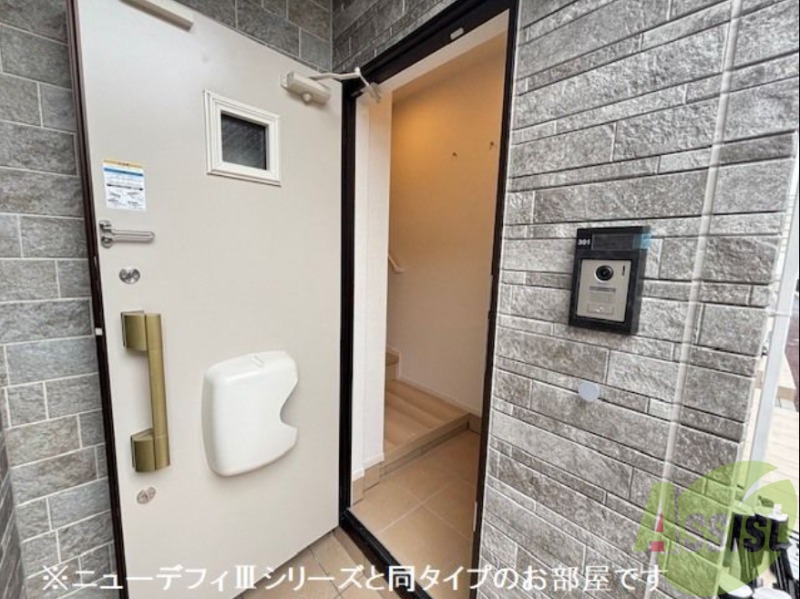 玄関　建設中のため、写真はイメージになります。
