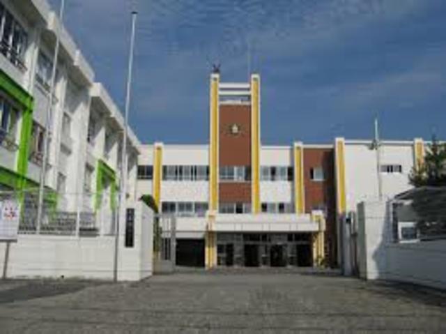 小学校　岩出市立上岩出小学校（小学校）まで2169m