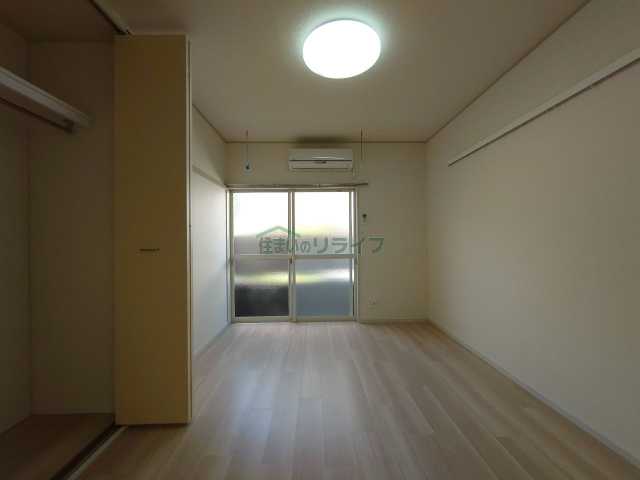 居室・リビング　リライフ下北沢店