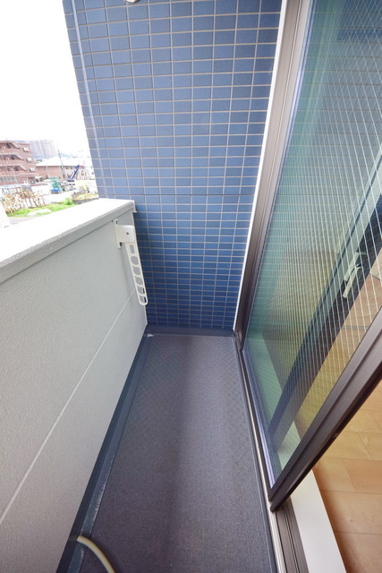 バルコニー　今日は朝からお洗濯っ