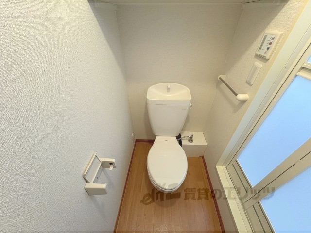 レオパレスルフランのトイレ写真