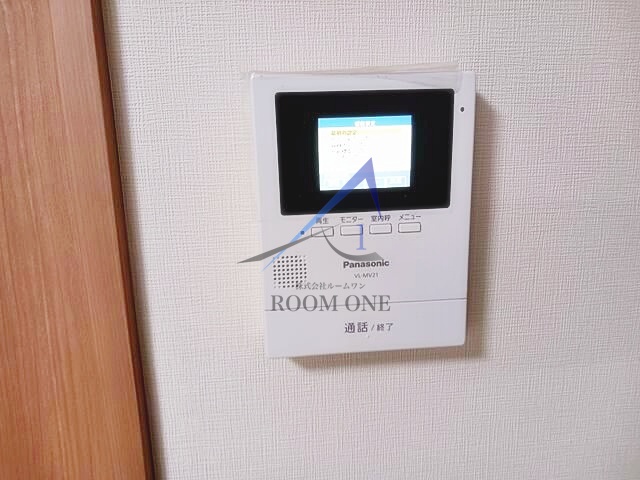 セキュリティ　モニター付きインターホンです。