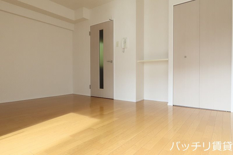 居室・リビング　※同マンション別部屋写真の為、現状優先。