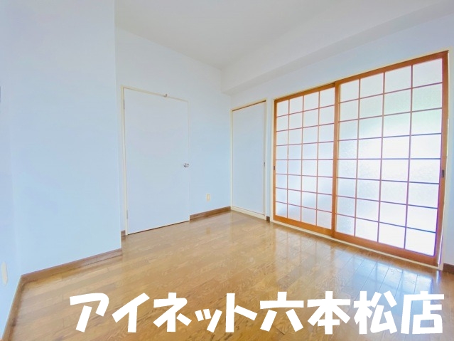 その他部屋・スペース　食事スペースにいかがでしょうか。