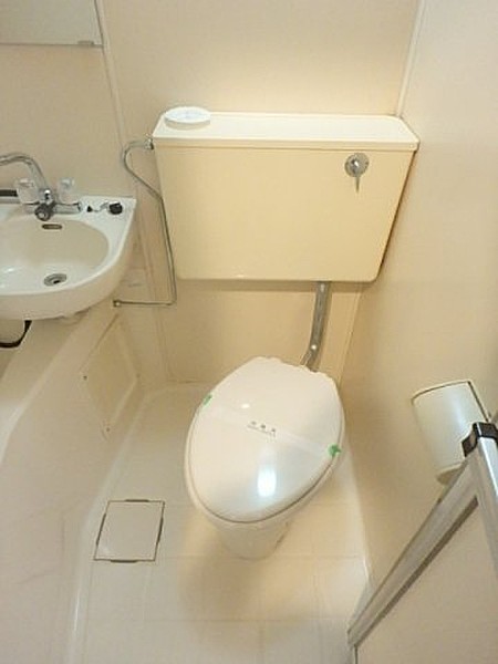 トイレ　落ち着いたトイレです