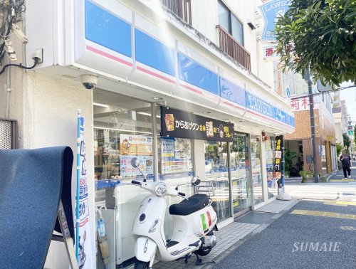 コンビニ　ローソン田端新町2丁目店（コンビニ）まで57m