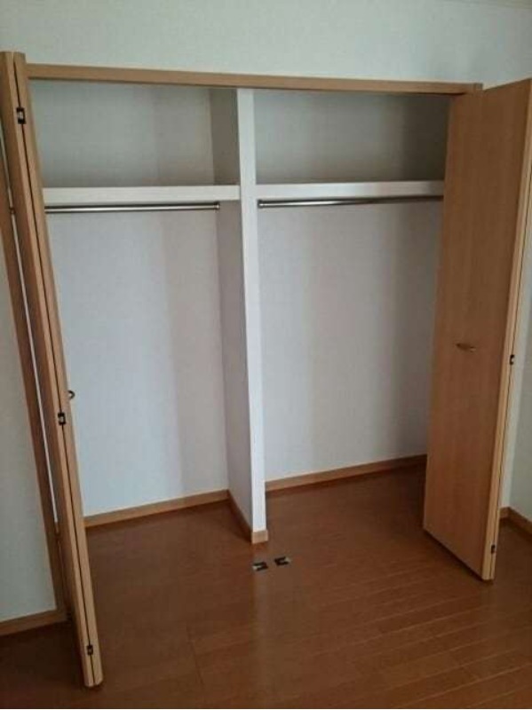収納　図面と現状に相違がある場合には現状を優先