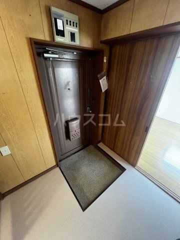 橋本マンションの玄関写真