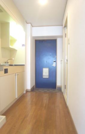 省エネ性能ラベル　別部屋参考写真。現状優先。