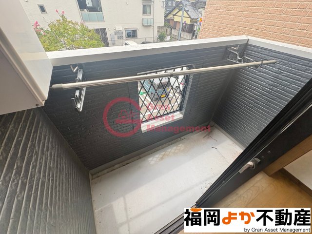 バルコニー　【福岡よか不動産】お洗濯にも便利なバルコニー付き